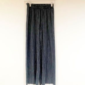 Zara Shimmering Pewter Accordian Wide Leg Pants. Size S